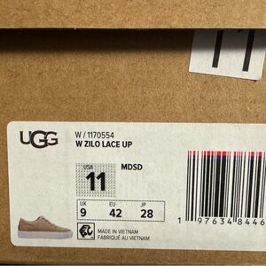 UGG Zilo Lace Up Shoes - Tan